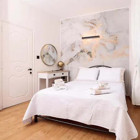 Luce Al Centro Appartement *